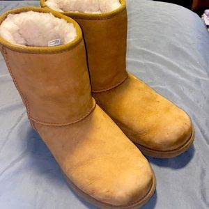 Uggs size 6